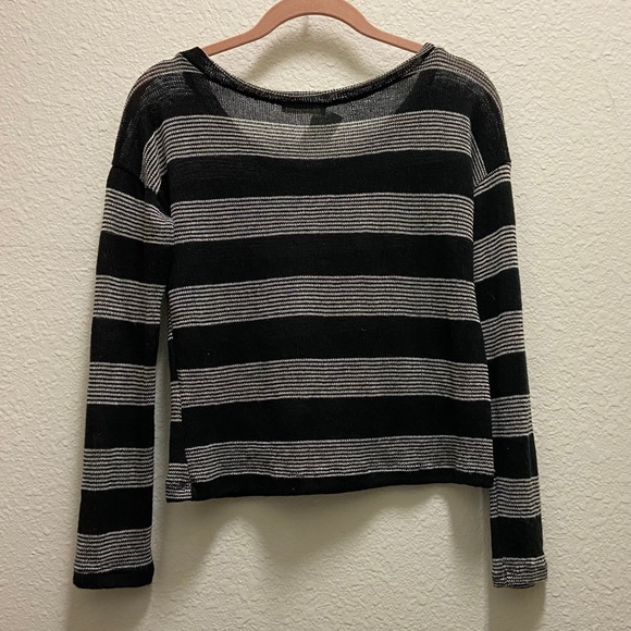 NEW Black & White Striped Lightweight Sweater - Picture 2 of 5
